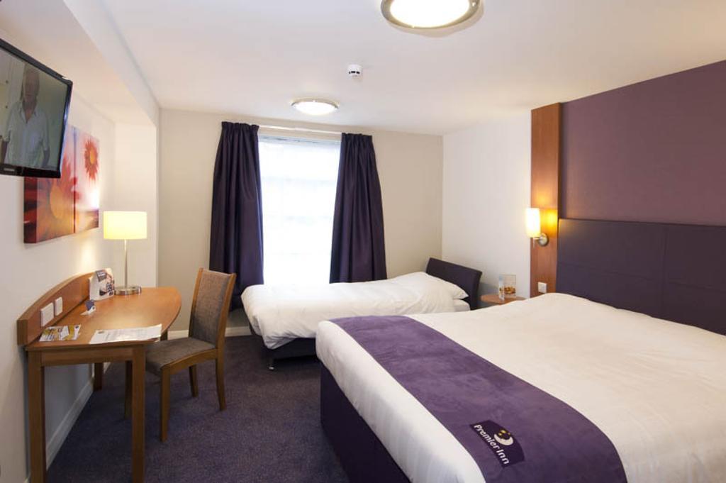 Premier Inn Edinburgh Central Cameră foto